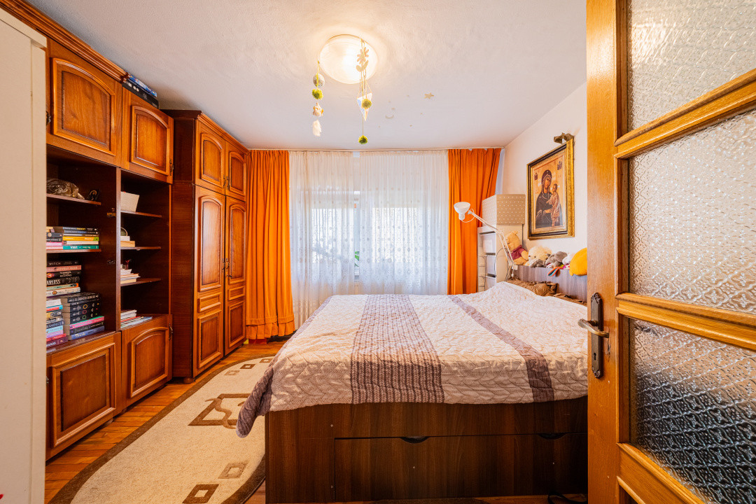 REZERVAT - Vânzare apartament cu 3 camere, decomandat, 86 mp - Astra