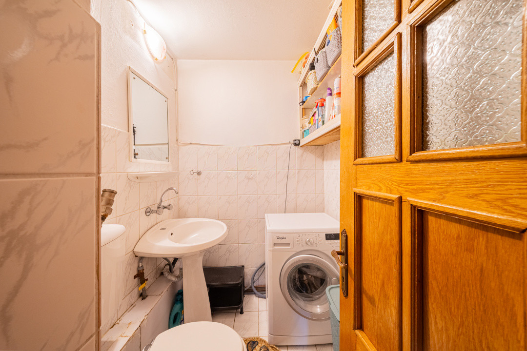 REZERVAT - Vânzare apartament cu 3 camere, decomandat, 86 mp - Astra