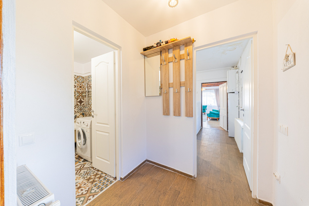 Proprietate versatilă cu 2 case și garsonieră în Hărman, locuință sau investiție