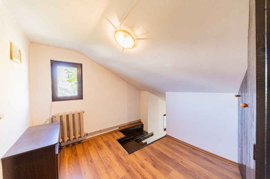 Proprietate versatilă cu 2 case și garsonieră în Hărman, locuință sau investiție