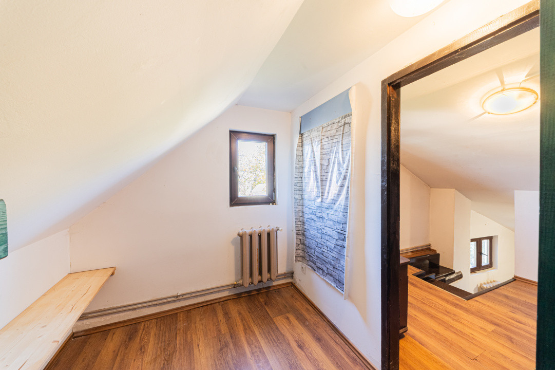 Proprietate versatilă cu 2 case și garsonieră în Hărman, locuință sau investiție