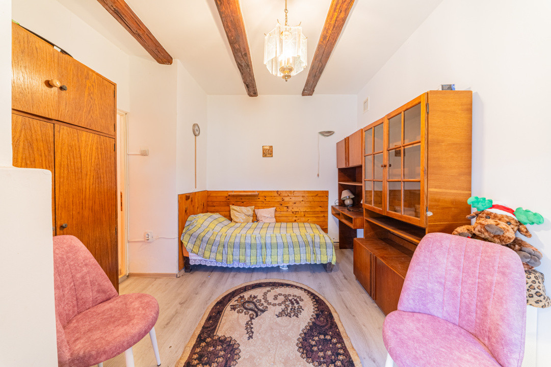 Proprietate versatilă cu 2 case și garsonieră în Hărman, locuință sau investiție