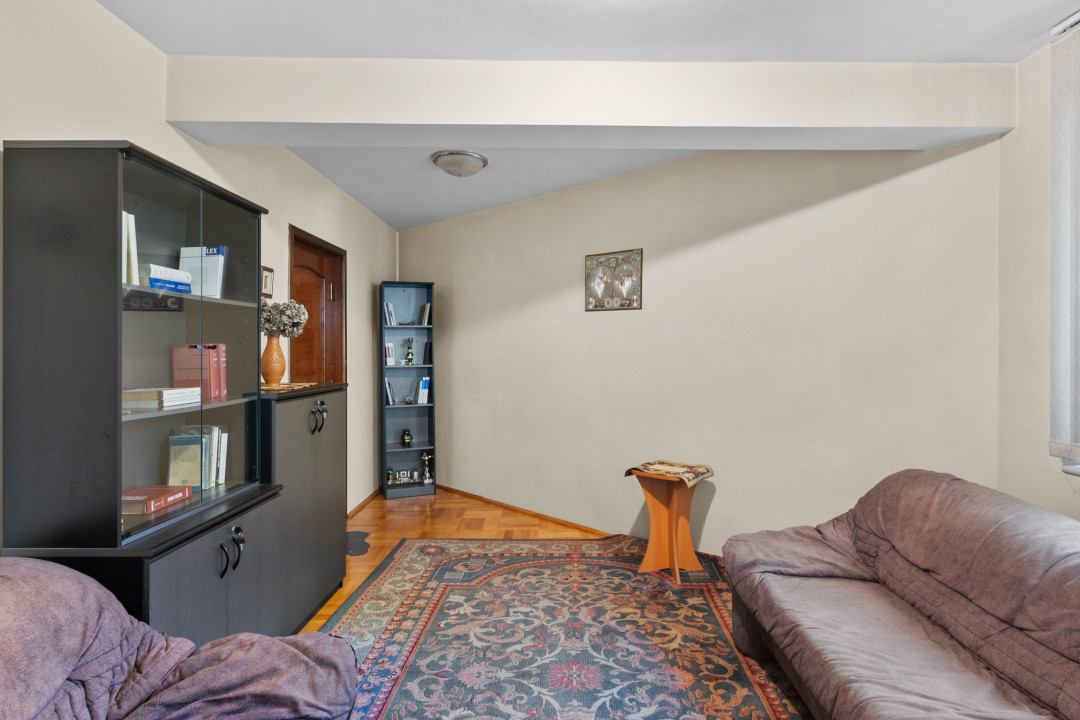 Casa de vanzare in Brasov - singur in curte - 458 mp teren