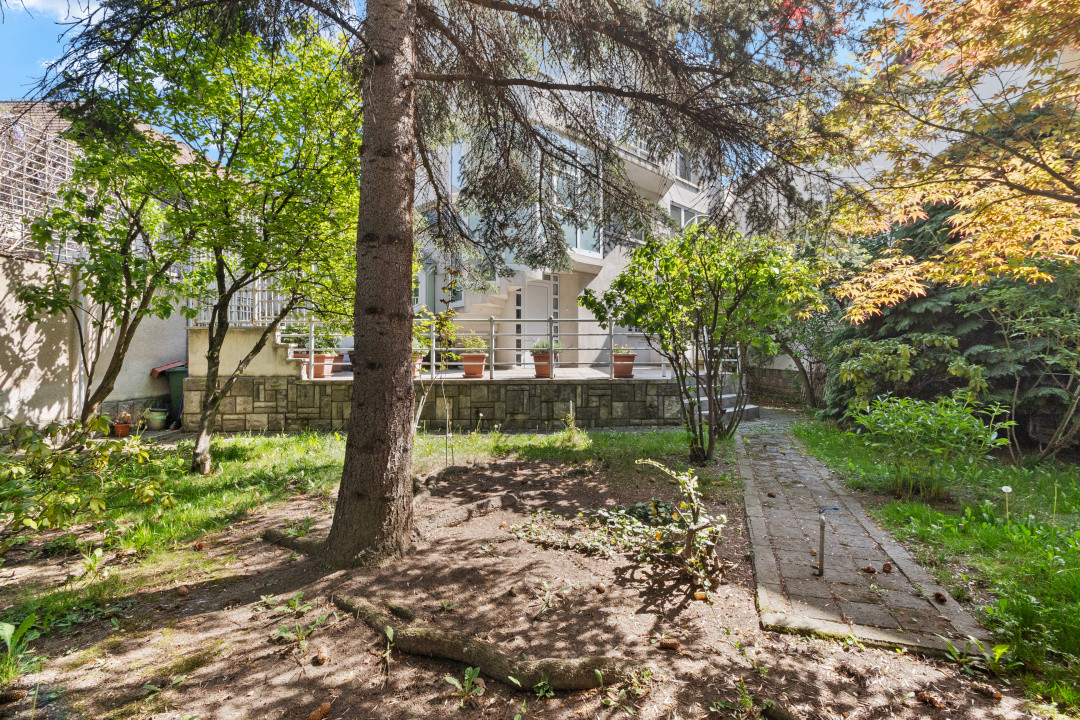 Casa de vanzare in Brasov - singur in curte - 458 mp teren