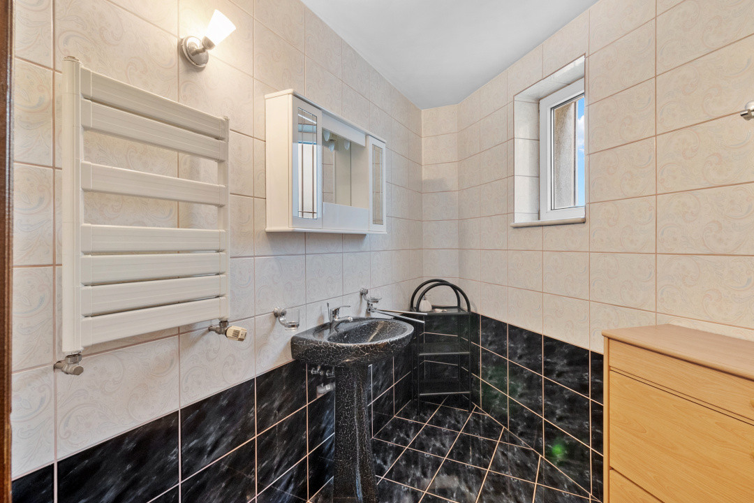 Casa de vanzare in Brasov - singur in curte - 458 mp teren