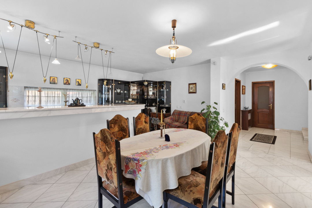 Casa de vanzare in Brasov - singur in curte - 458 mp teren