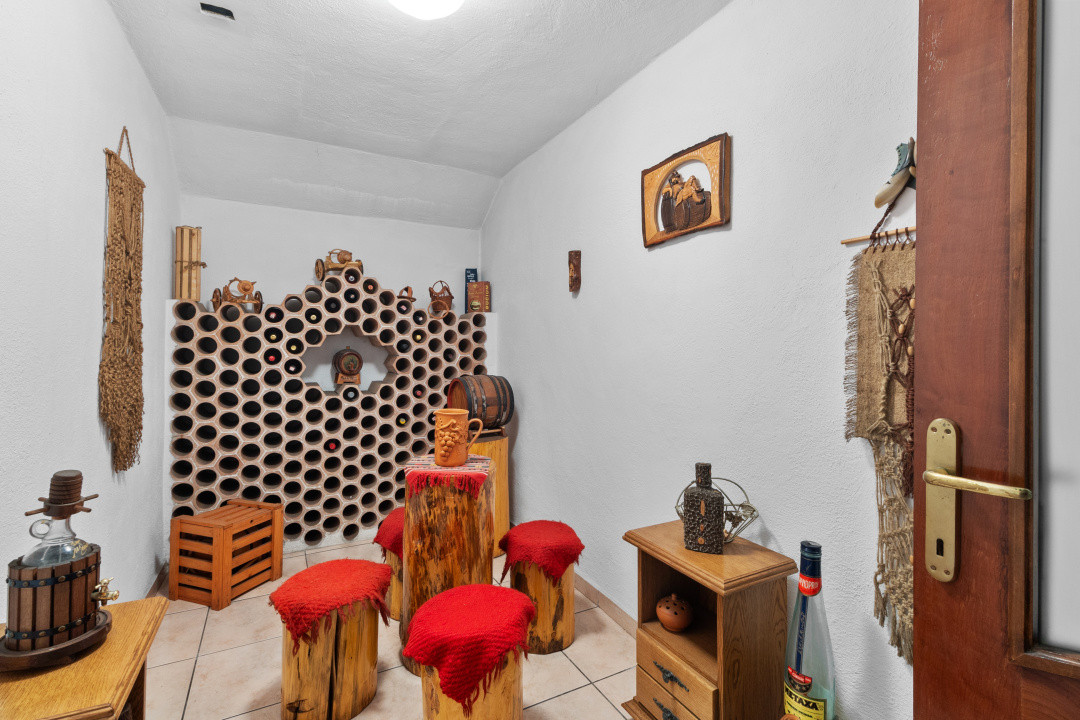 Casa de vanzare in Brasov - singur in curte - 458 mp teren