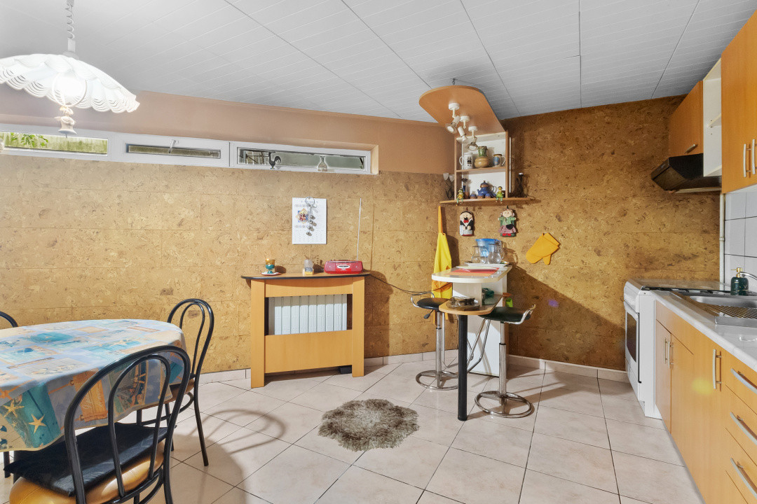 Casa de vanzare in Brasov - singur in curte - 458 mp teren