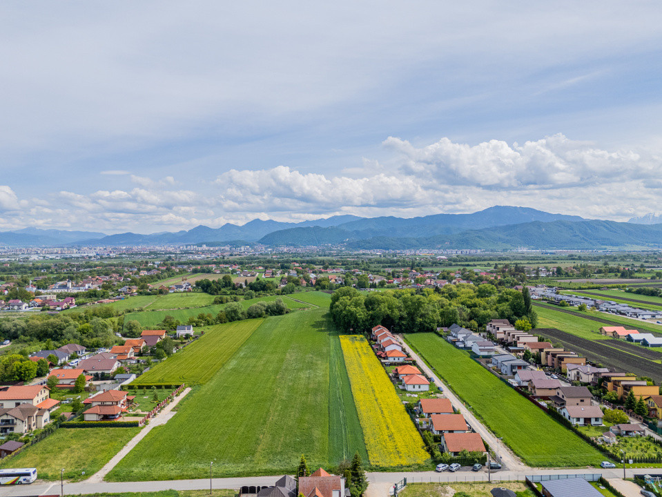 Teren pentru construcții în Stupini, cu potențial imens